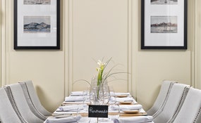 Montaje banquete en el Restaurante Azul e Branco